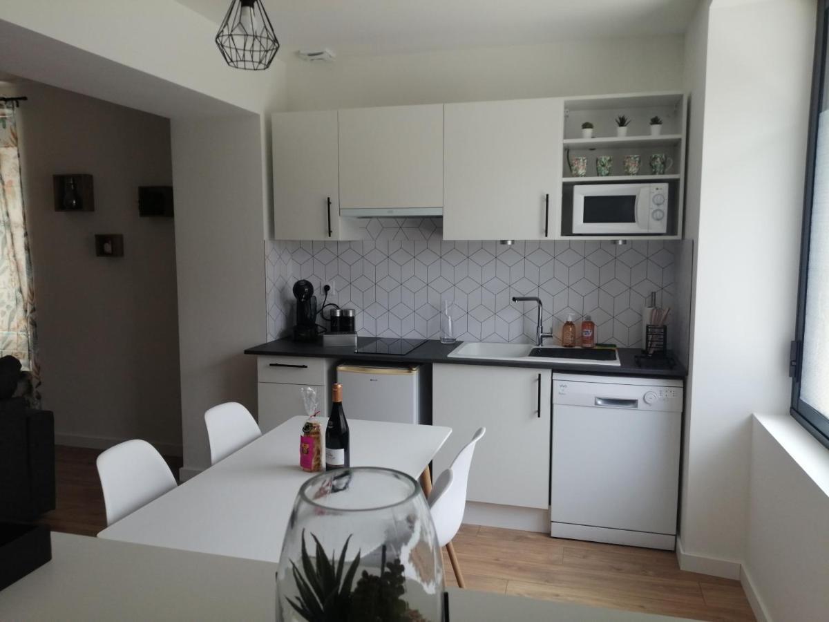 Le Cardaillac Rodez Bagian luar foto